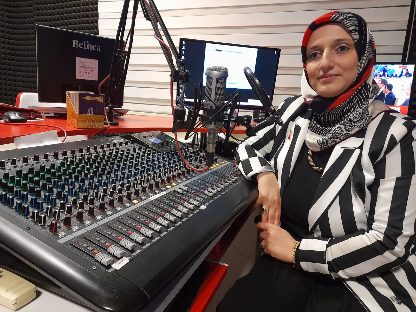 Elif Nükte EKEN